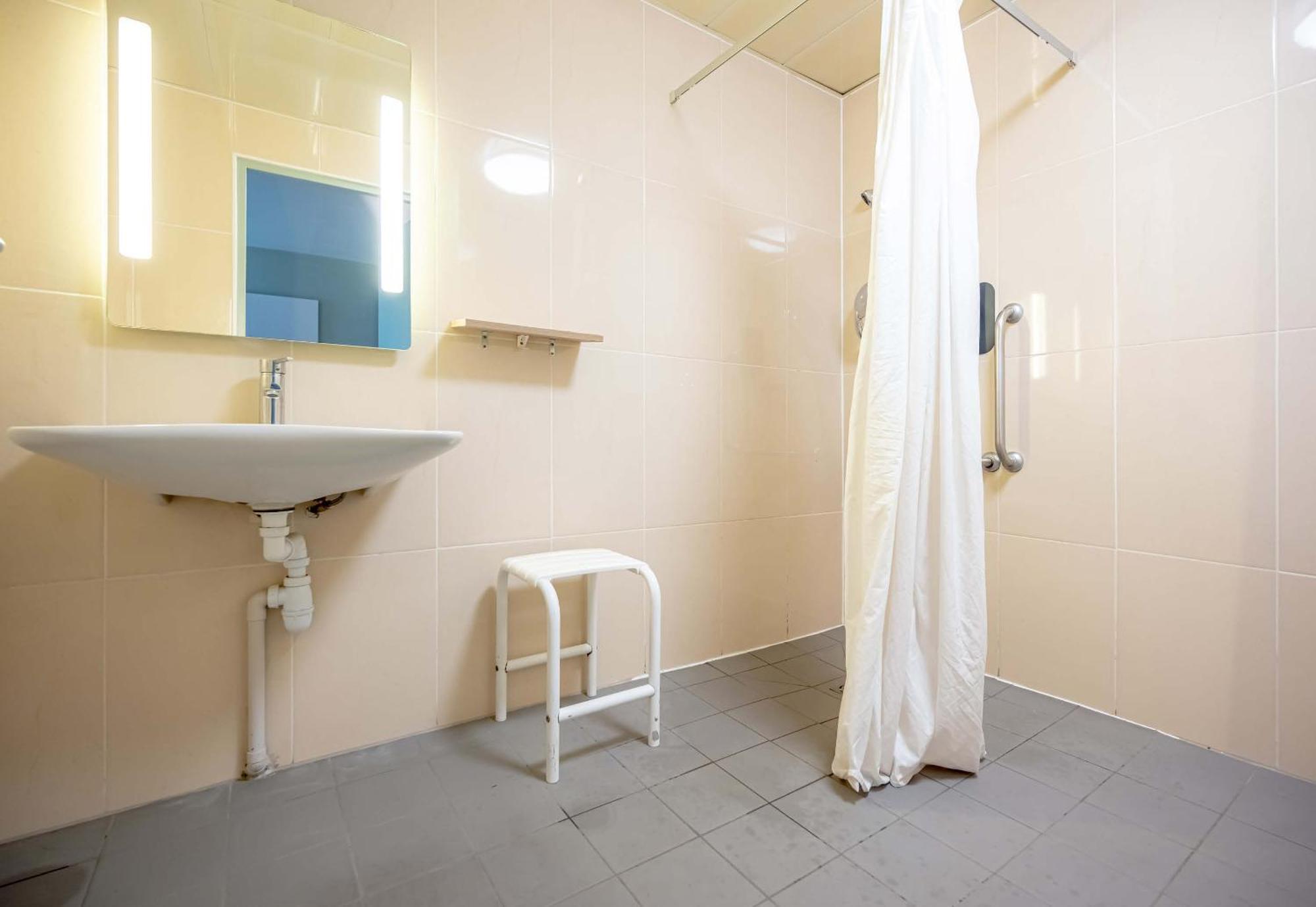 B&B Hotel Hyères Zewnętrze zdjęcie